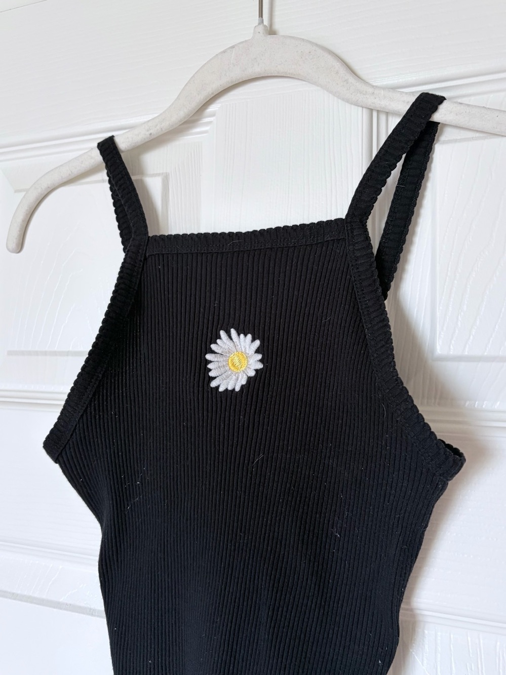 Black Ribbed Square Neck Tank Top with Daisy Embroidery — Size Small